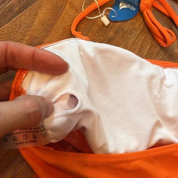 New Viilop two piece, beautiful orange swimsuit - Picture 12 of 16